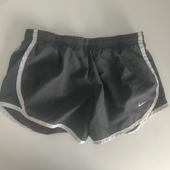 Youth Nike Shorts Bundle - Picture 3 of 4